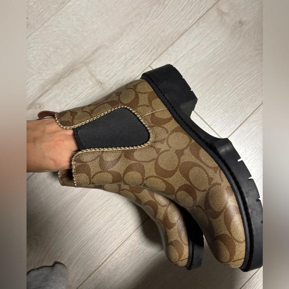 Coach boots - Picture 2 of 4